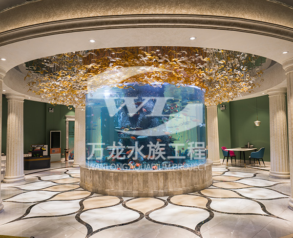大型亚克力鱼缸的制造工艺是怎样的？
